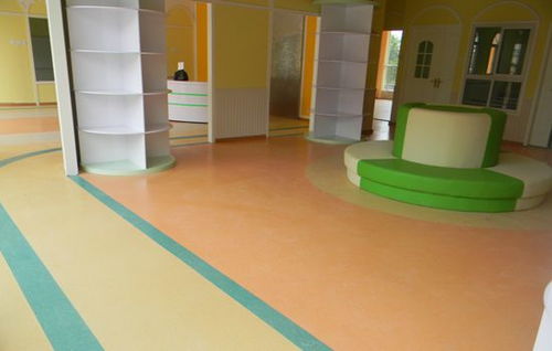塑胶地板常见清洁保养办法和塑胶地板的开展前景展望